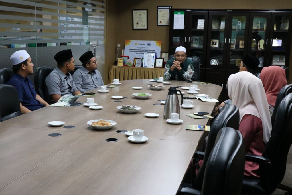 Lawatan Pegawai Pengurusan Masjid Cyberjaya Masjid Tuanku Mizan